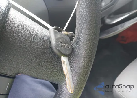 2005 Ford F-150 Stx/Xlt from USA, damaged, VIN 1FTRX02W05KE36721